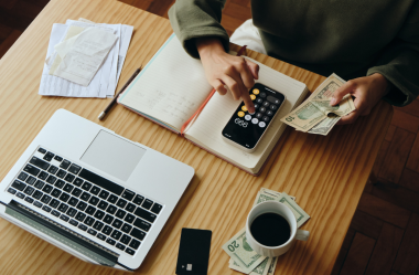 Em 90 Minutos Você Vai Aprender Tudo O Que É Necessário Para Conquistar a Liberdade Financeira